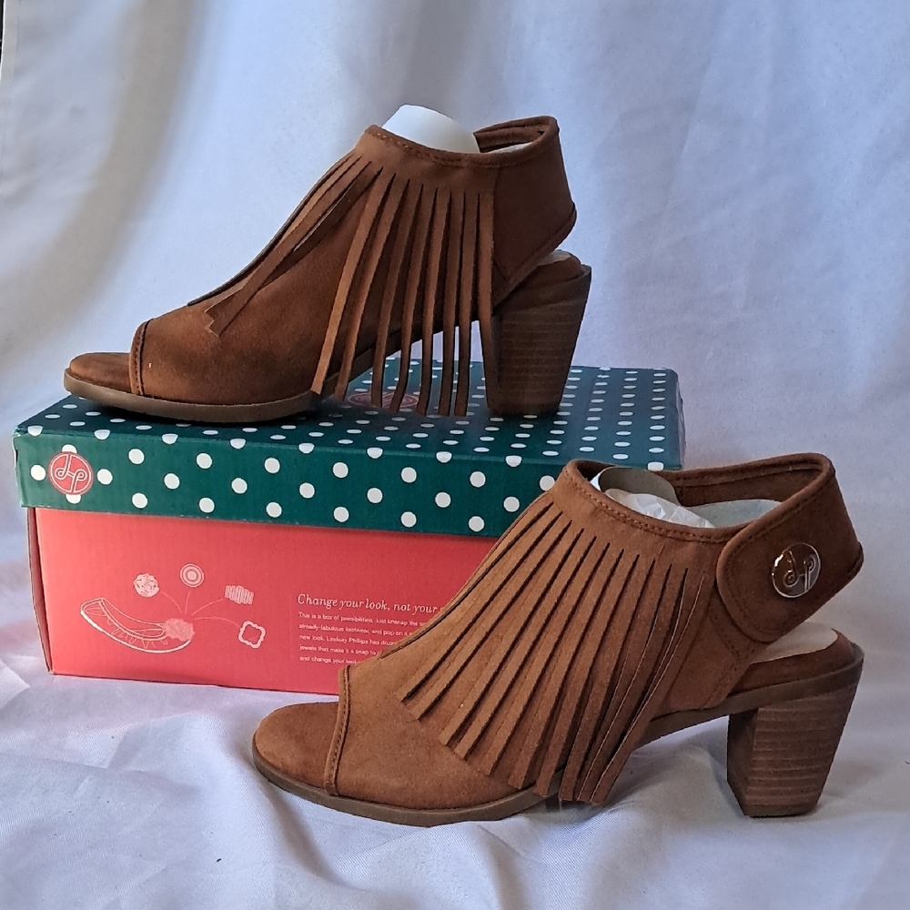NWT Womesn LINDSAY PHILLIPS Cognac Ashley Fringe Peep Toe Booties Sz 7.5